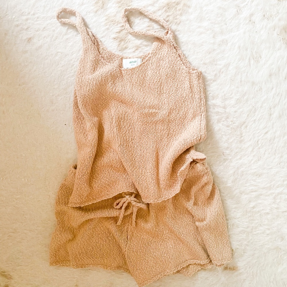 Aerie lounge set